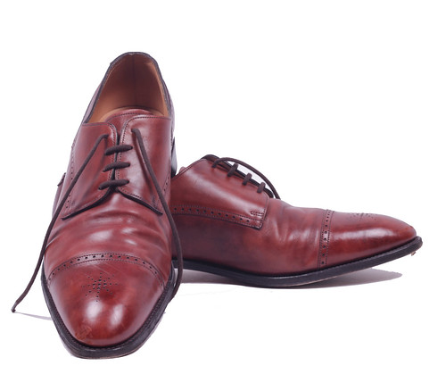england shoes mens captoe (Photo: Menswear Market on Flickr)