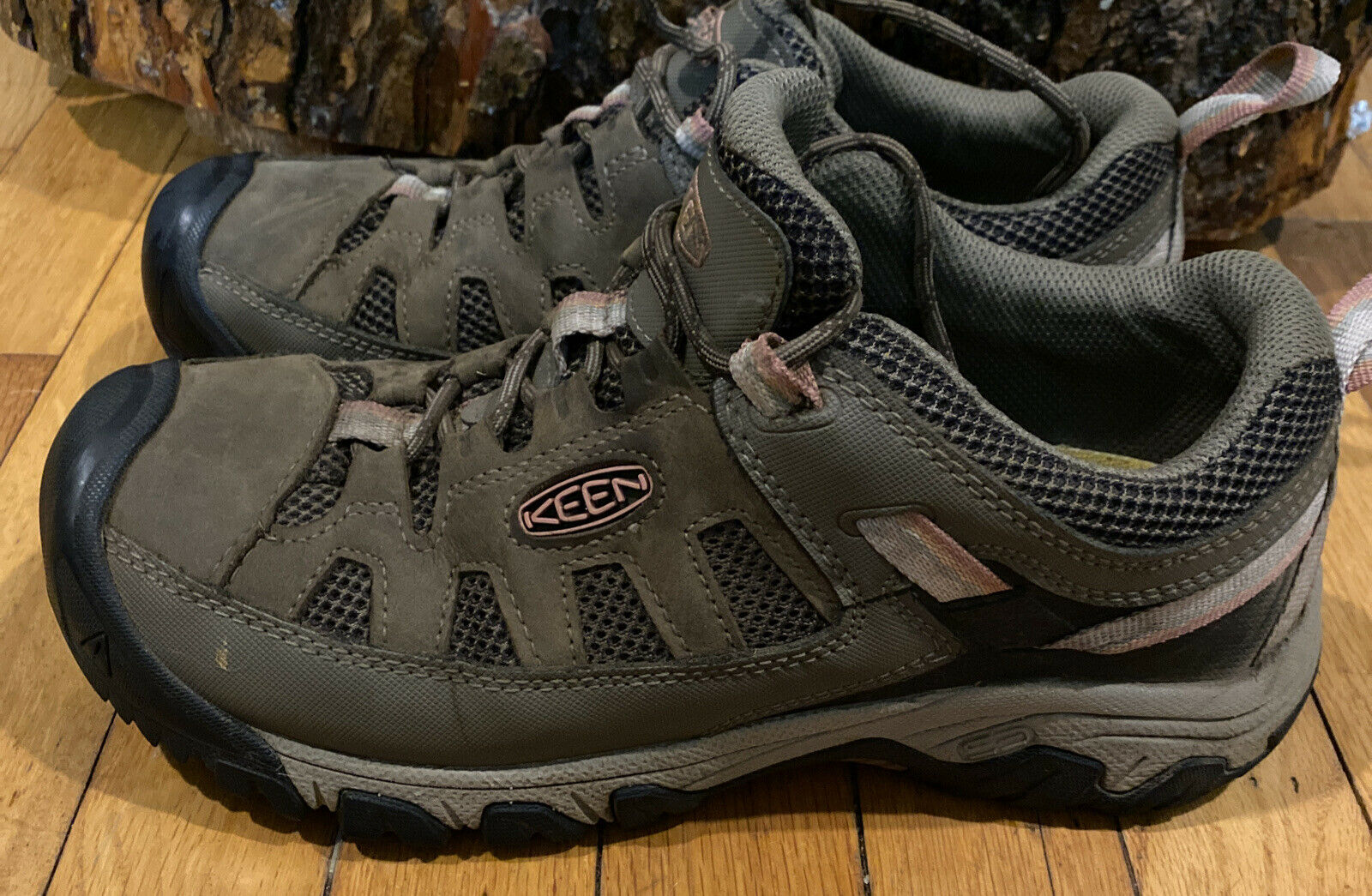 Keen Targhee Waterproof Hiking Boots Womens Size 10 Wide KTH 011020 Euro 40.5