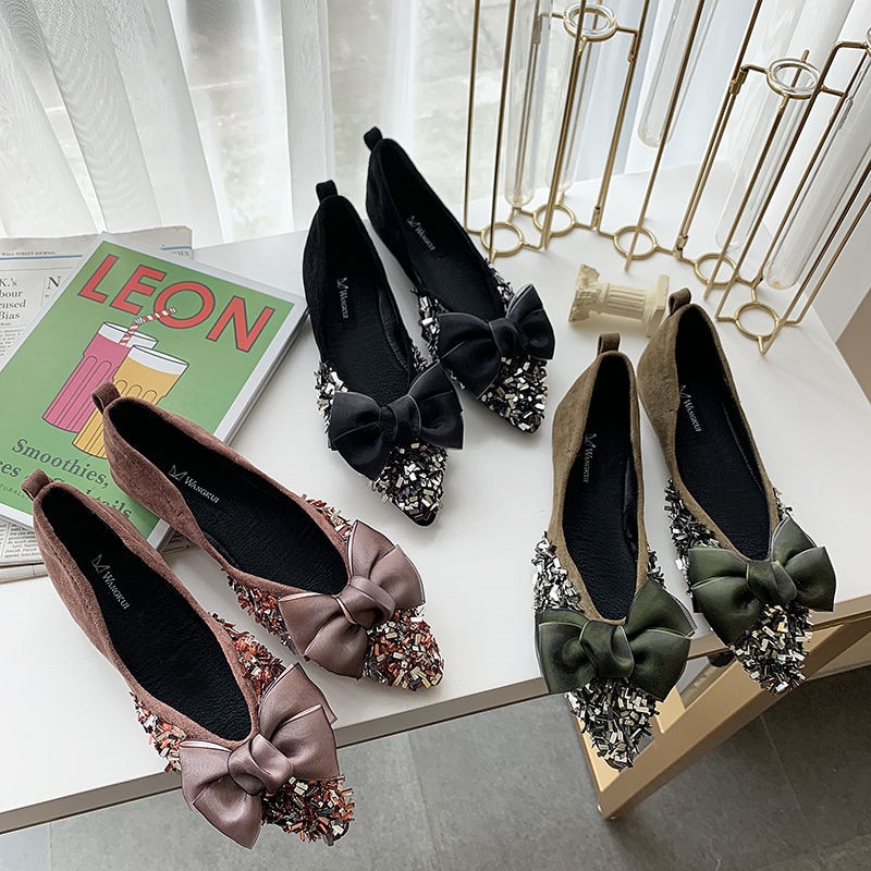 Lady Shiny Elegant Fashion Flat black shoes for women Flat Ballet Shoes Female Glitter Bling Crystal Bow Tie Pointed Toe Flats