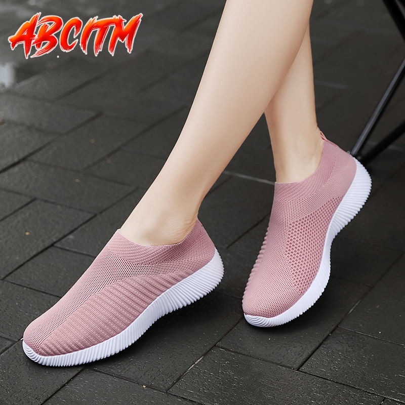 Large Size Women's Fashion Sneakers Lightweight Casual Shoe Mesh Breathable Women Shoes Flat Soft Low Sports Shoes for Women Z1