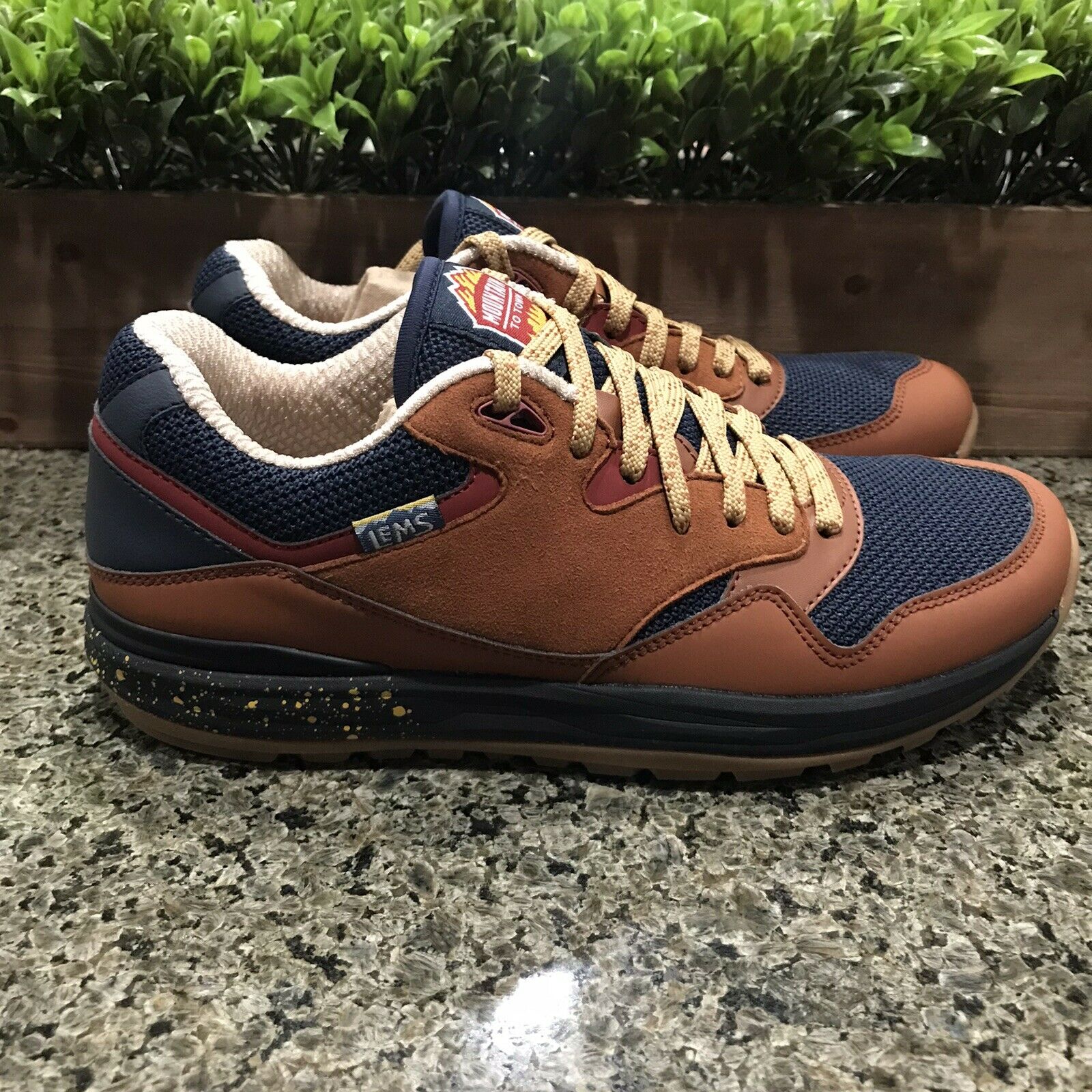 Lems Trailhead Sequoia Mountain Sneakers Hiking Shoes Men’s Size 7 D
