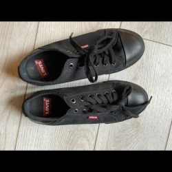 Levi's Shoes | Levis Womens Canvas Sneakers | Color: Black | Size: 7