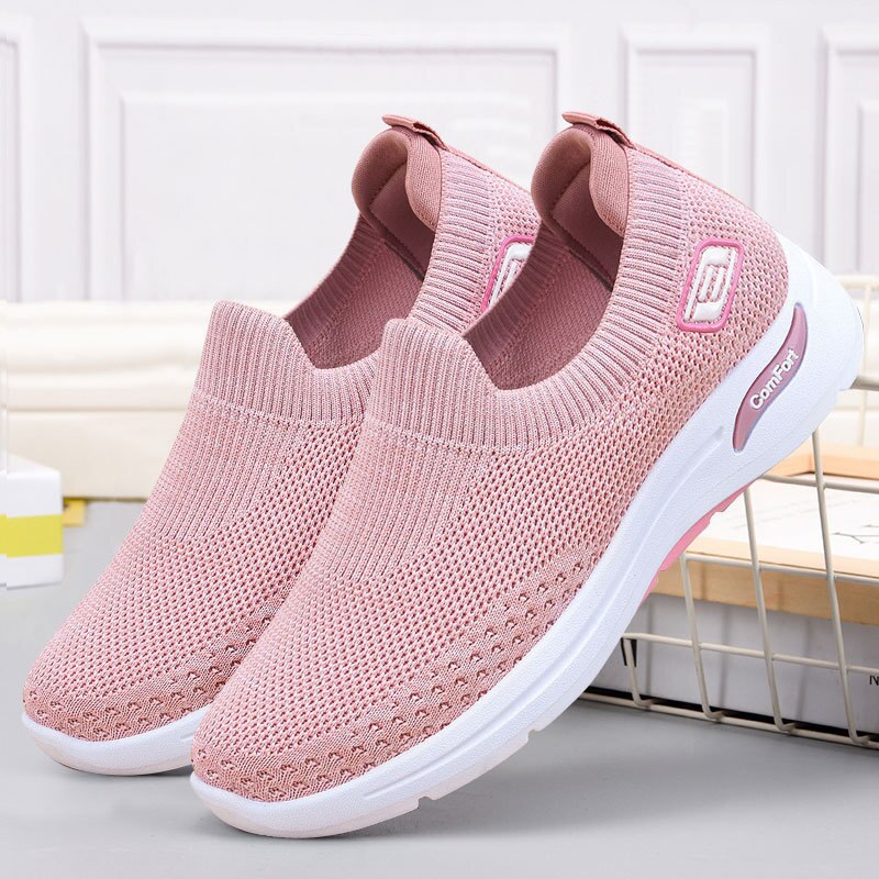 Lightweight And Breathable Casual Flying Shoes Soft Sole Sports Shoes Women's Spring 2021 New Style