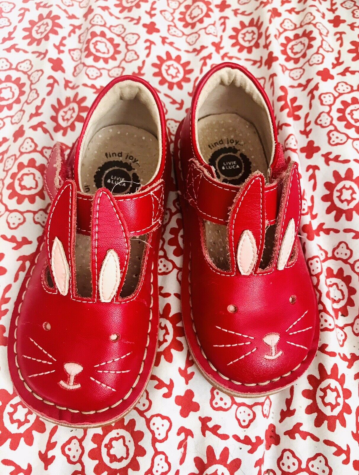 Livie & Luca size 7 Red Rabbit Mary Jane Shoes