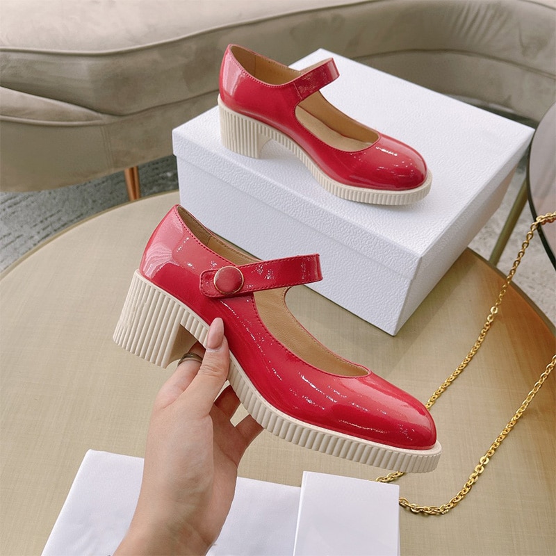 Luxury Mary Jane Shoes Women 2021 New Retro Round Toe Platform Single Shoes Thick Heel High Heel Small Leather Shoes Catwalk
