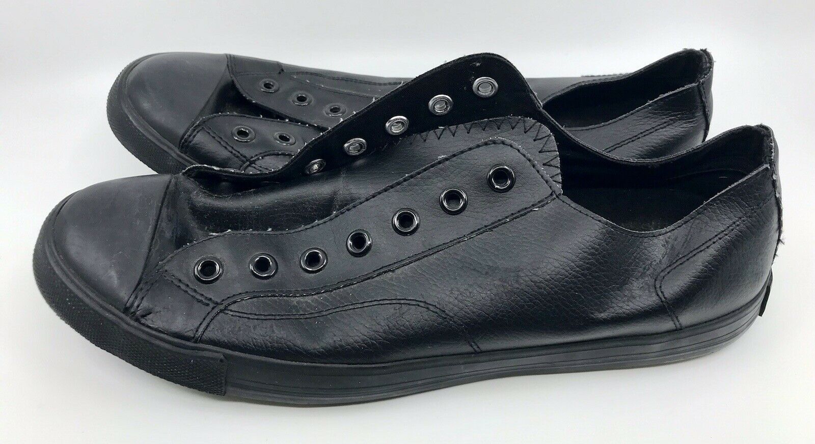 Men's Airwalk Black Leather Shoes Size 14 EUC (No Laces)