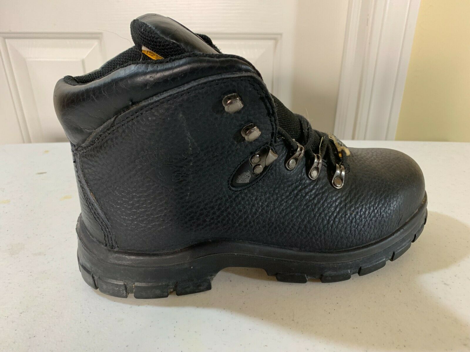 Men's Herman Survivors Young Bear Black Hiking Boots Shoes Size 7
