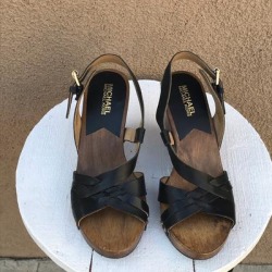 Michael Kors Shoes | - Michael Kors Shoes For Women Size 6 | Color: Black/Brown | Size: 6