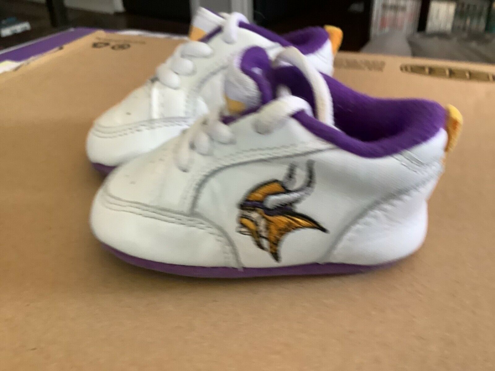 Minnesota Vikings baby shoes 0-10 months