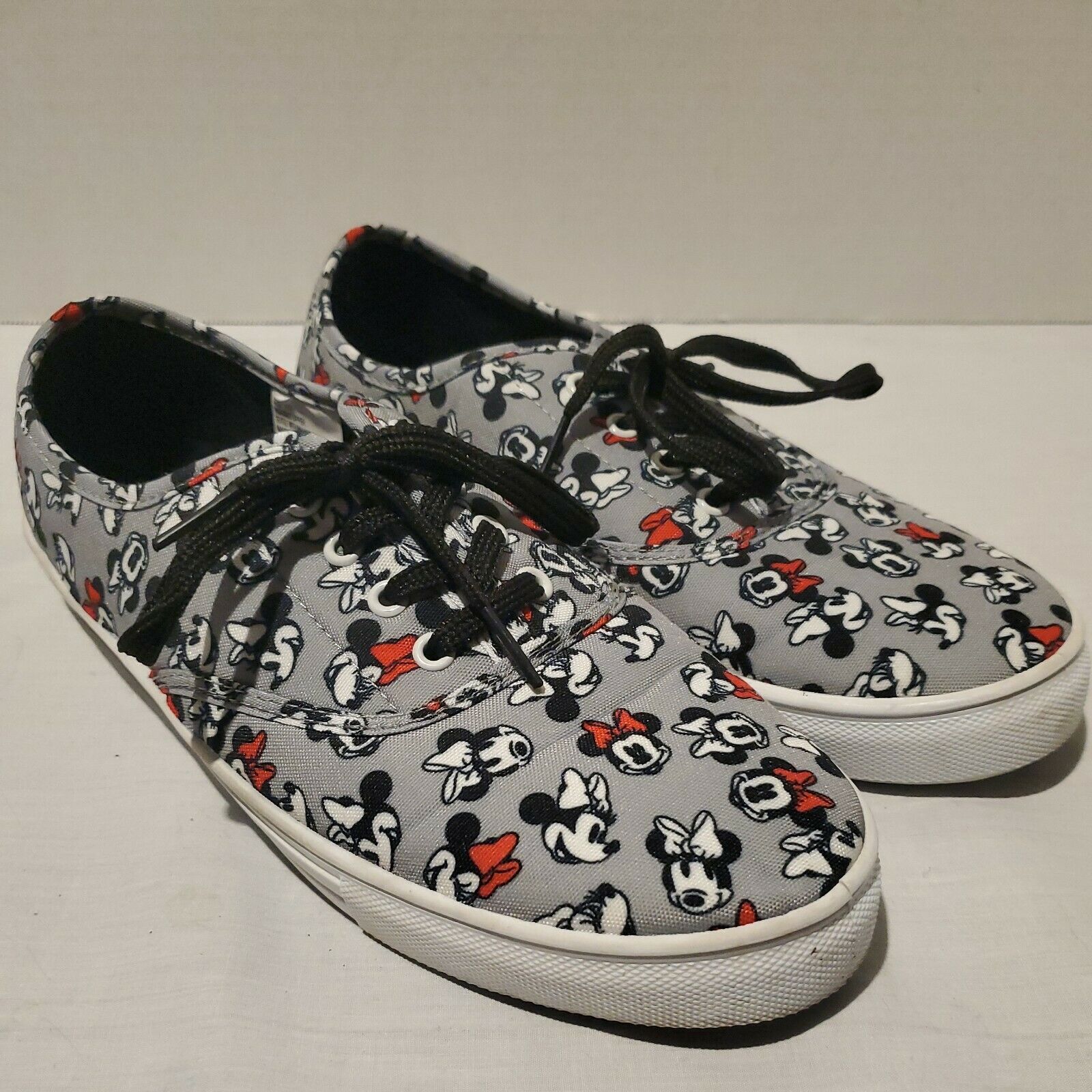 Minnie Mouse Disney Womens Size 10 Walking Flats Shoes Casual Gray VG+ Condition