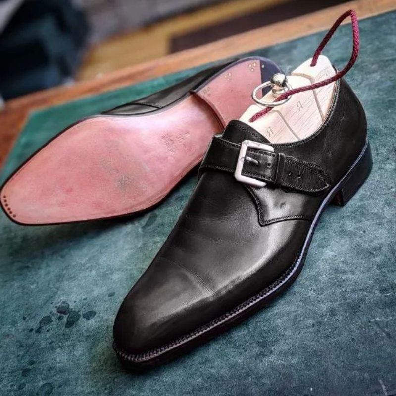 Monk Shoes сандалии Chaussures De Moine PU Leather Fashion Dress Classic Comfortable Buckle Men Shoes أحذية الرجال Solid ZQ0725