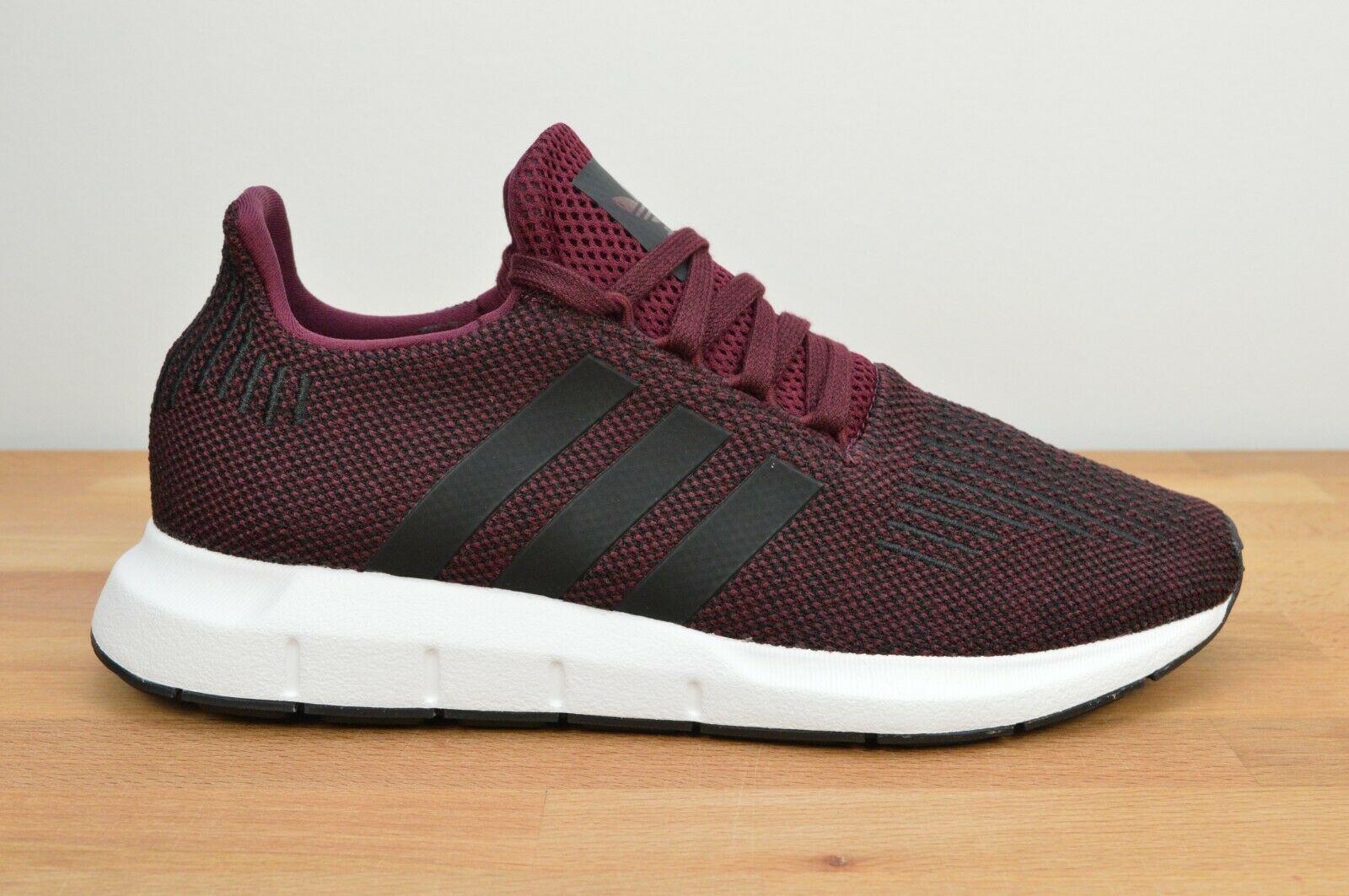 NEW Adidas Swift Run Size 7 Burgundy Maroon Youth Running Sneakers Shoes