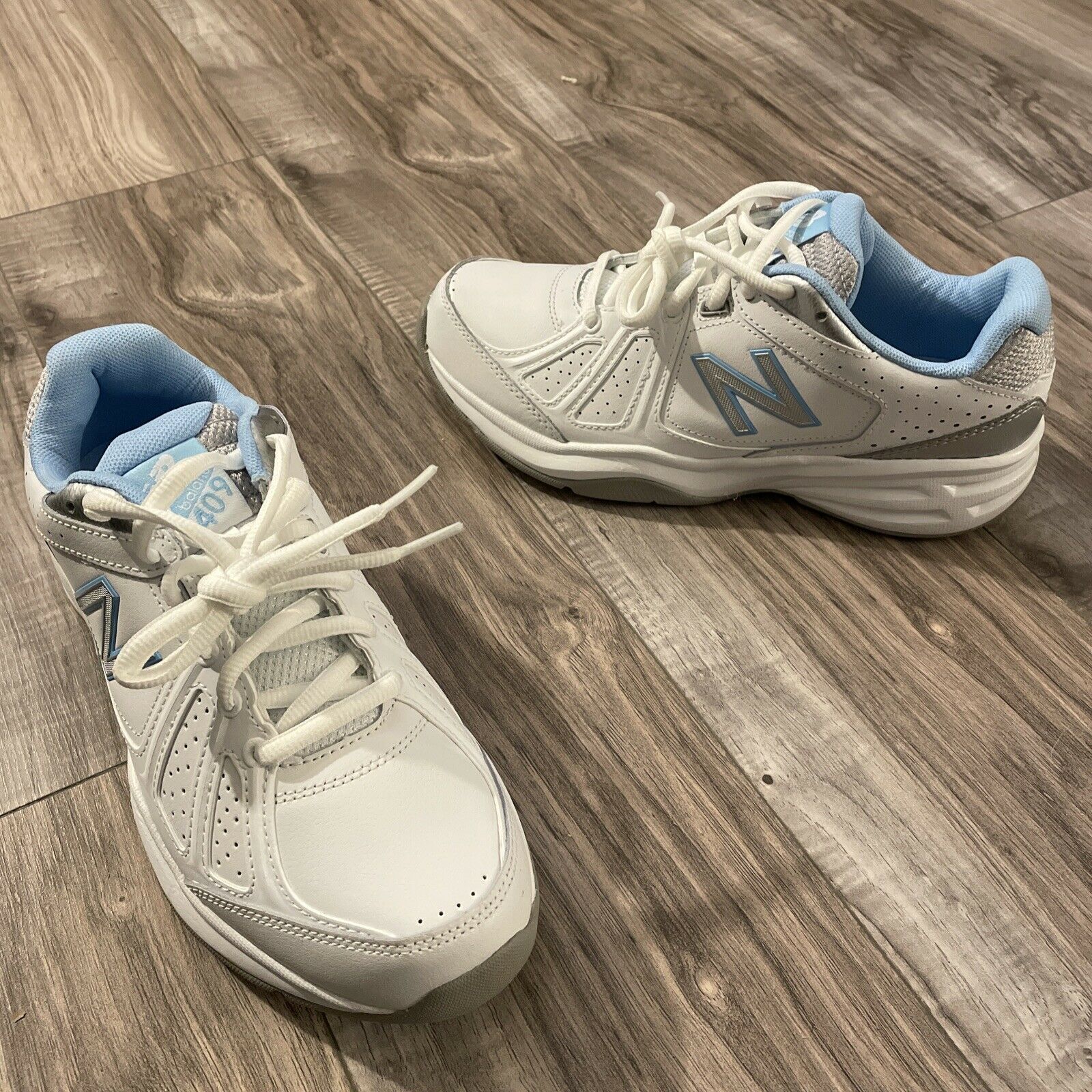 New Balance 409 Walking Shoes WX409WB3 White/Lt Blue Leather Women’s Size 8 B