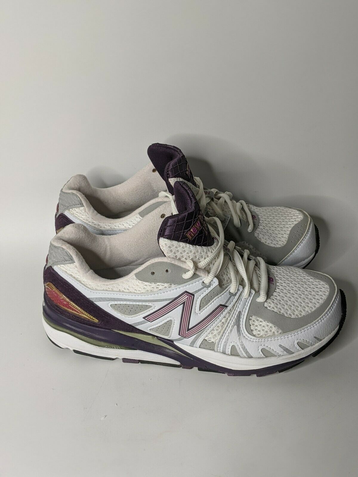 New Balance Women’s 1540 V2 Motion Control W1540WP1 Running Shoes Size 9.5-White