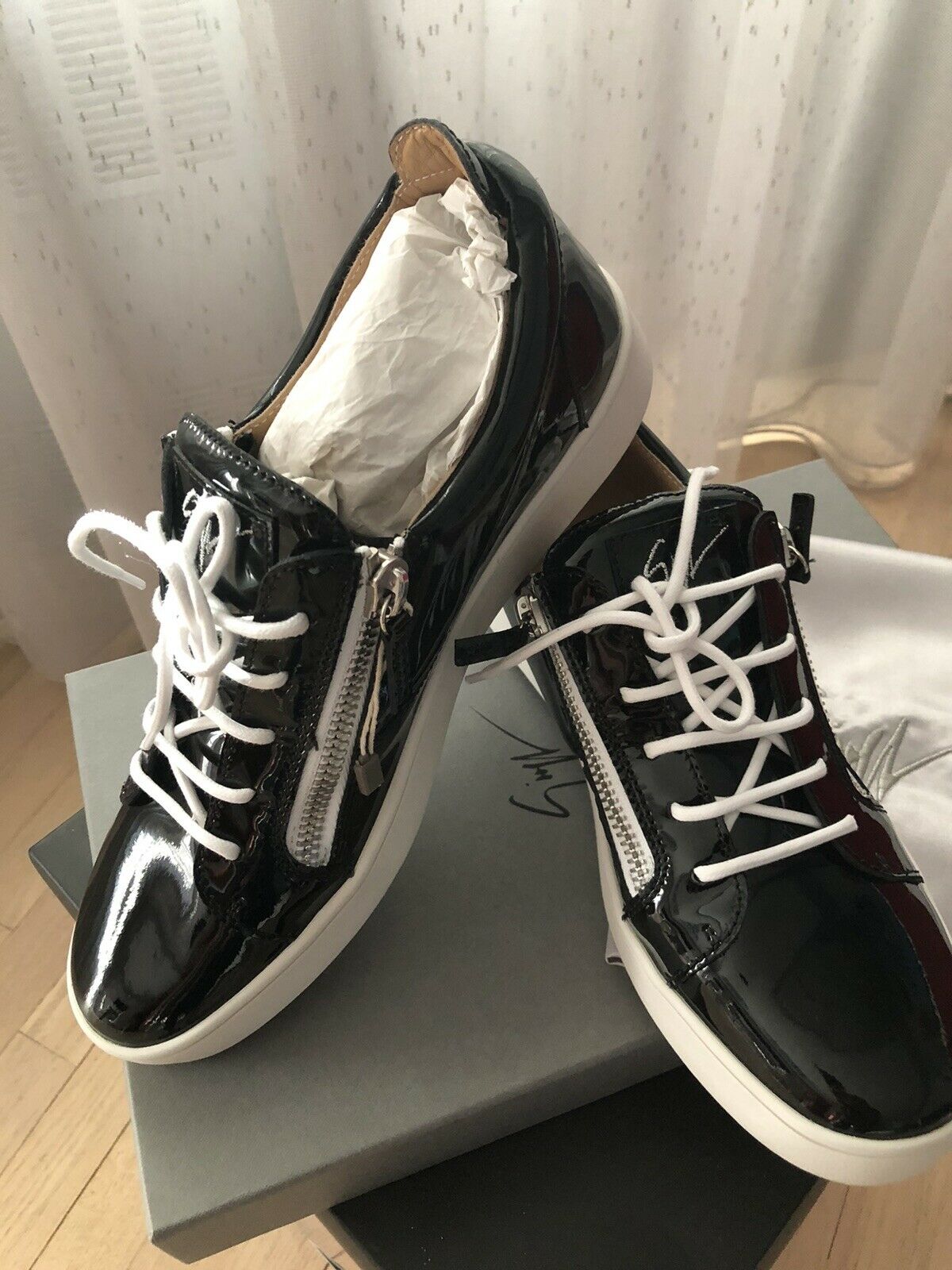 New GIUSEPPE ZANOTTI Sneakers Shoes 9 US 42 EU Auth. 100% Shiny Leather Black