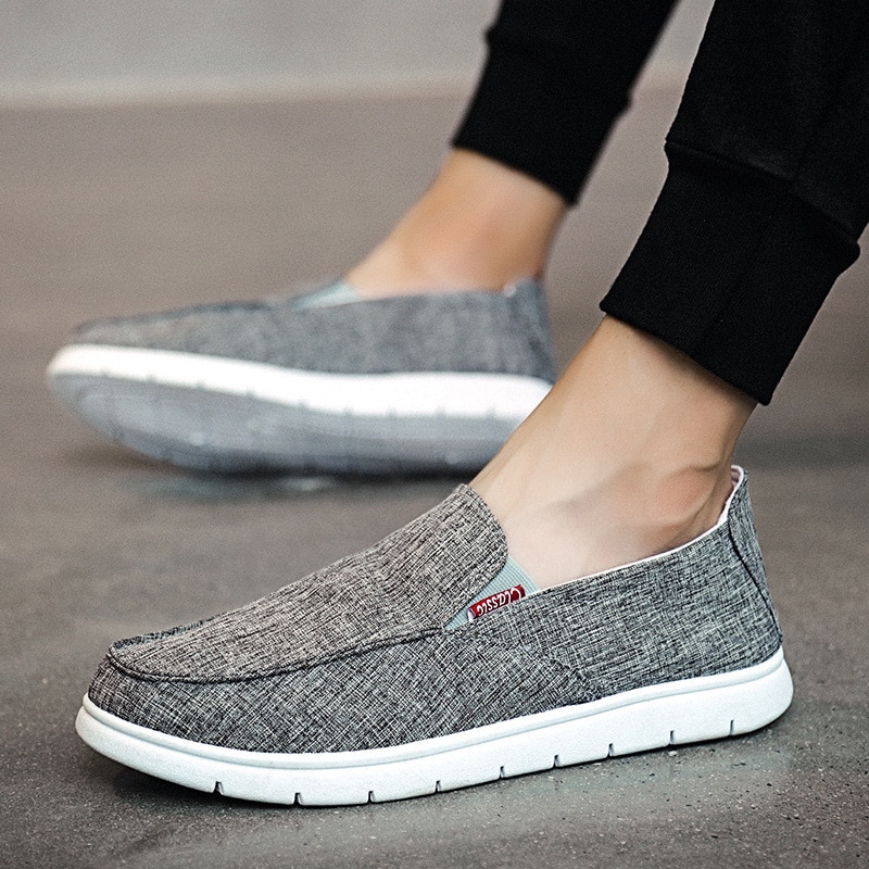 New Men Canvas Shoes Men's Fashion Solid Comfortable Casual Shoes Men Slip on Light Summer Breathable Loafers Shoes B075