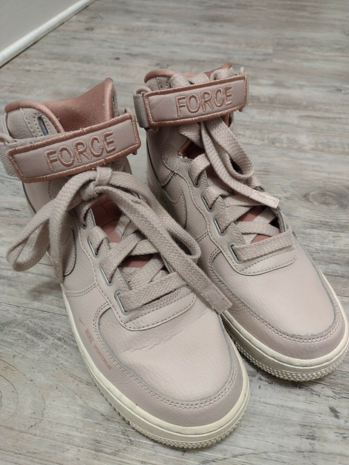 Nike Air Force 1 High Utility Women's US 8.5 High Top Sneaker Shoes Fossil Tan