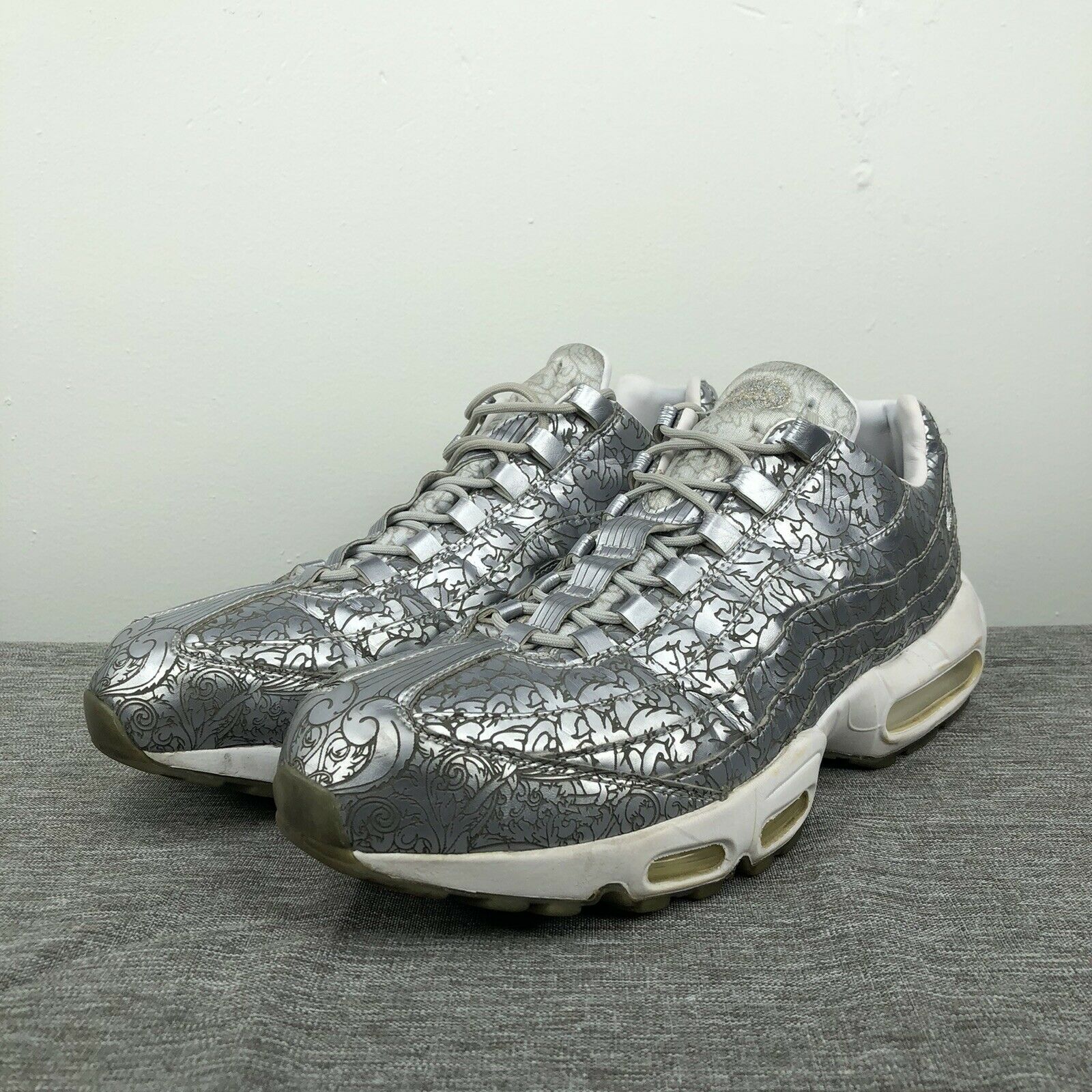 Nike Air Max Mens 13 Shoes 95 Anniversary QS Platinum Metallic Grey Silver