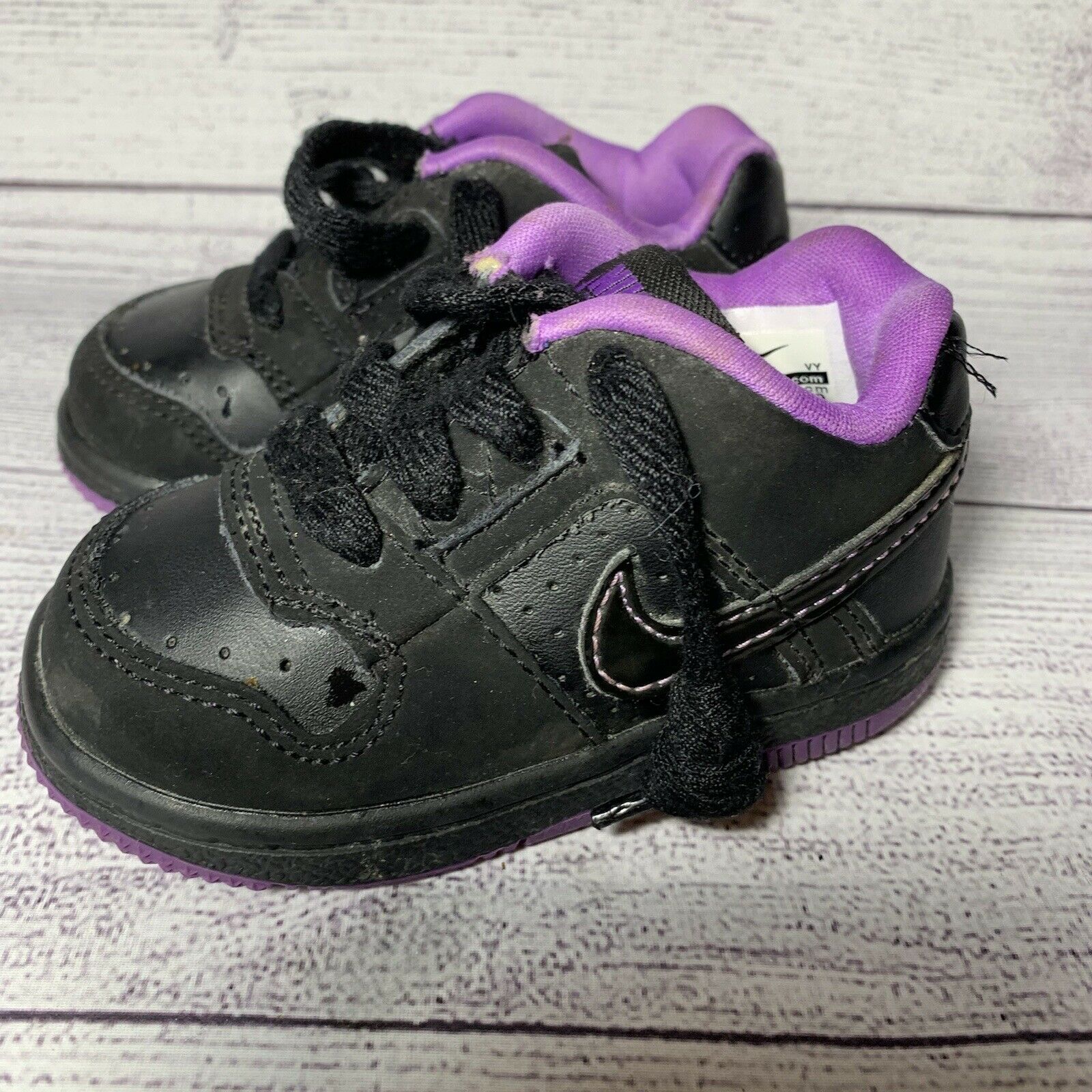 Nike baby girl shoes athletic size 4 c black purple