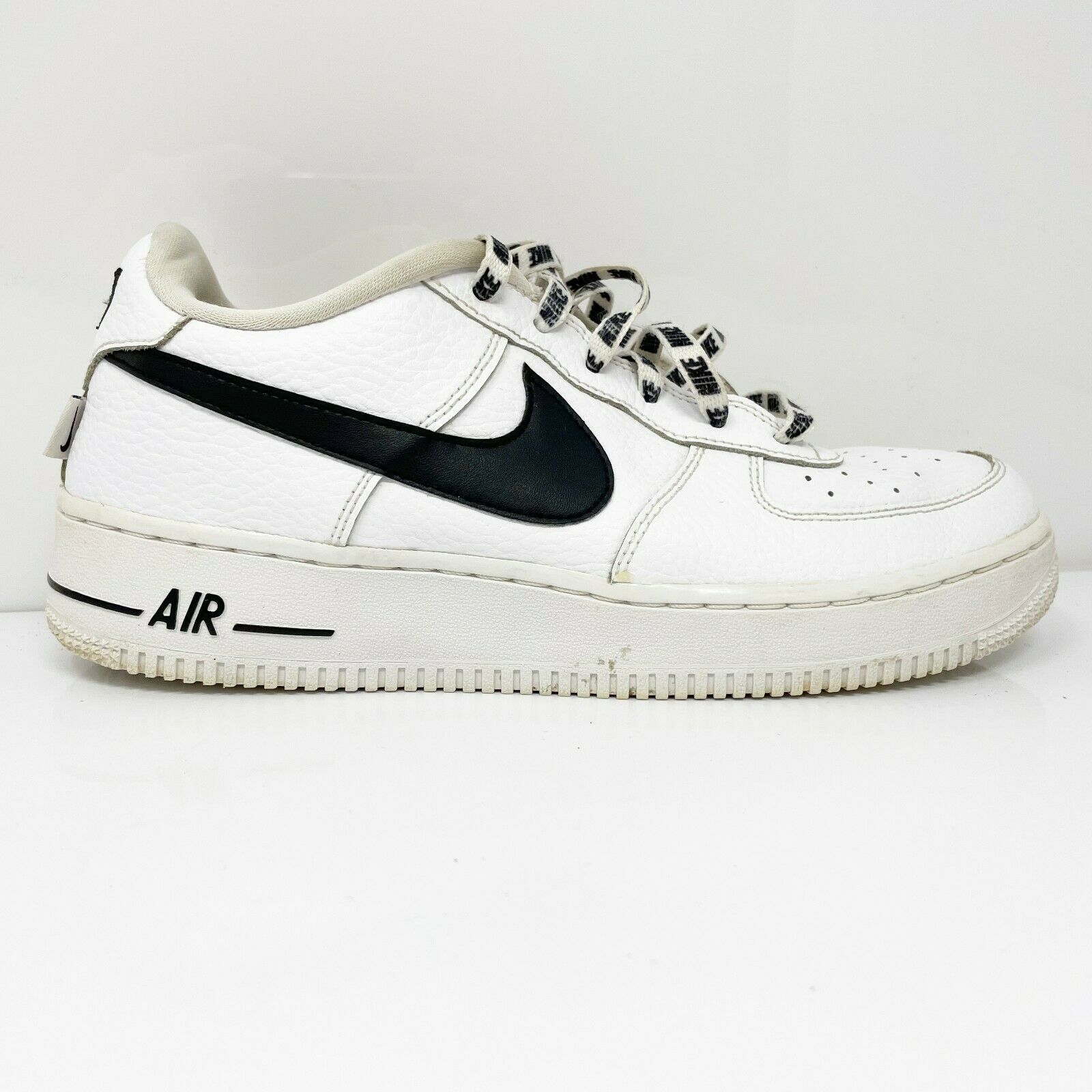 Nike Boys Air Force 1 LV8 820438-108 White Black Running Shoes Sneakers Size 7Y
