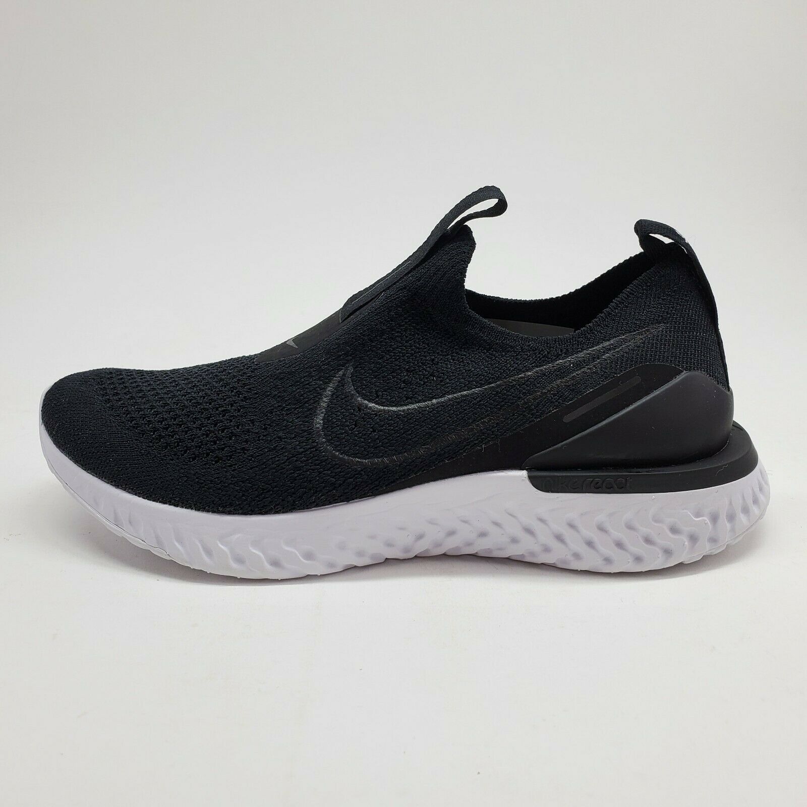 Nike Epic Phantom React Flyknit Womens Sz 5 Shoes Black White BV0415-001 NEW