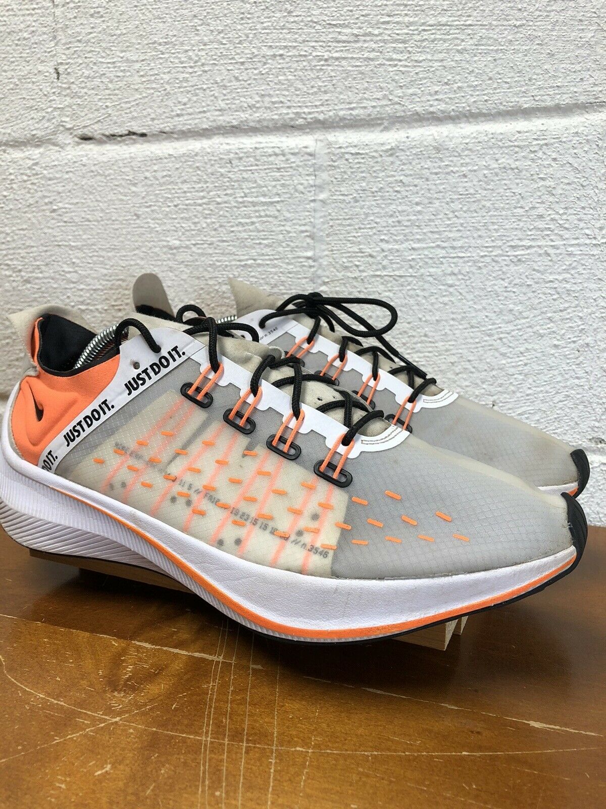 Nike EXP-X14 JUST DO IT. Men's Running Shoes White Orange AO3095-100 Sz 10.5