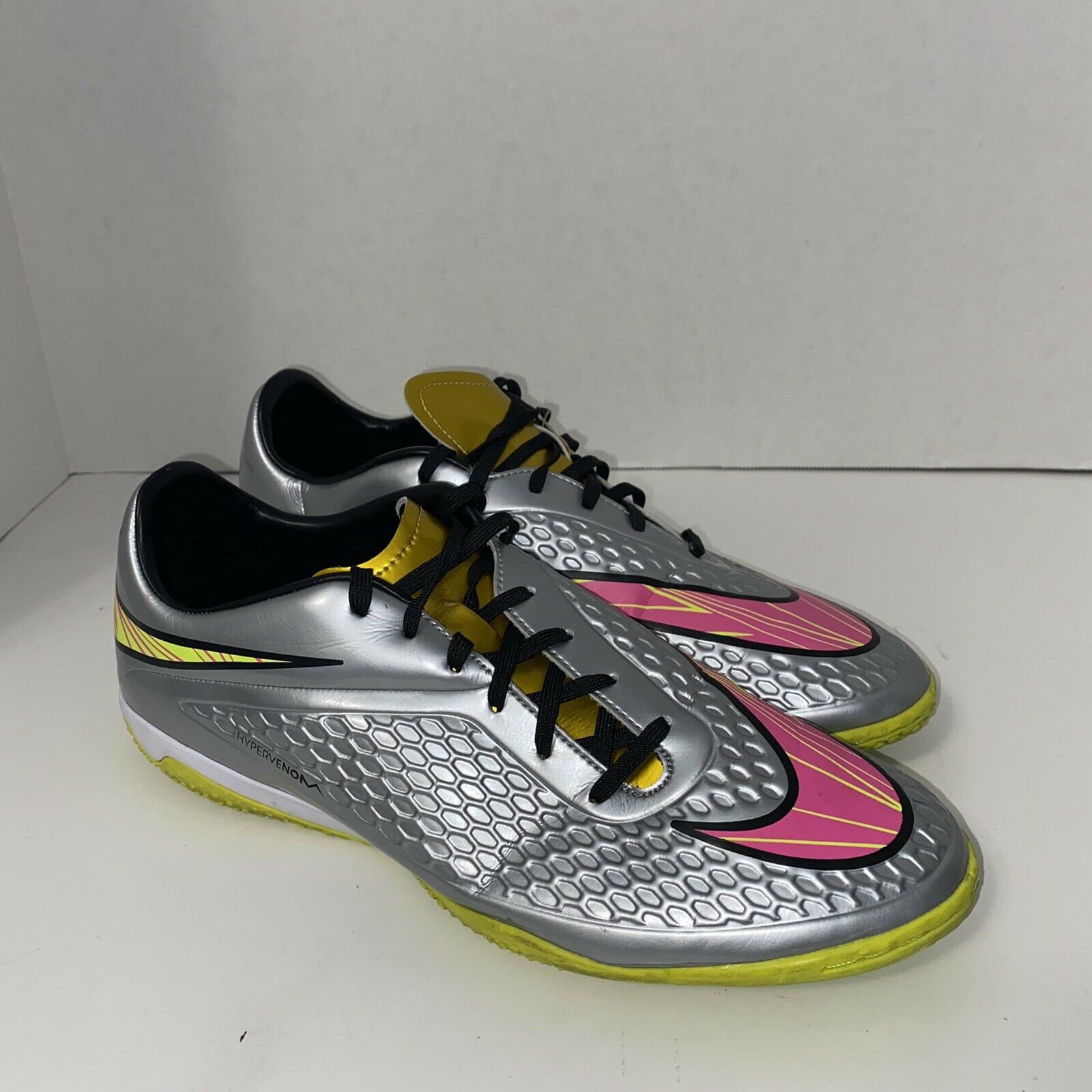 Nike Hypervenom Phelon Prem IC 677587 069 Grey Pink Indoor Soccer Shoes Men’s 11