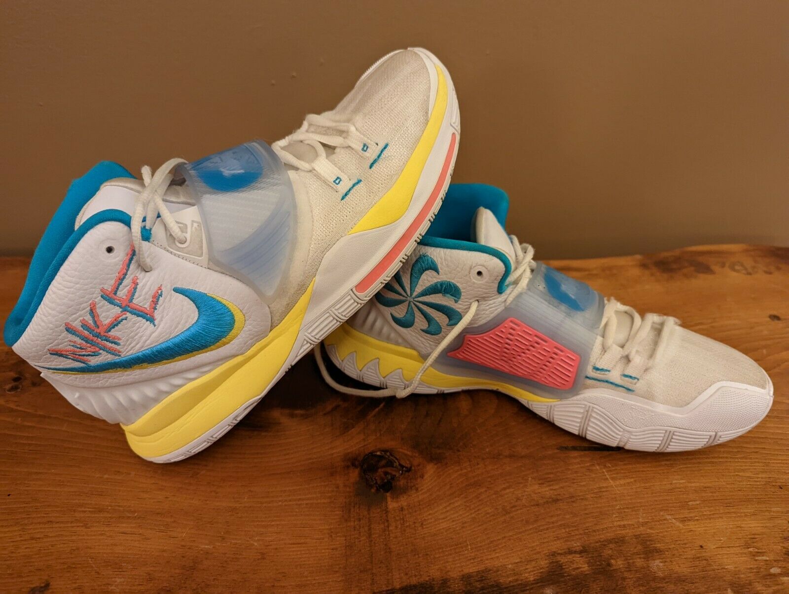 Nike Kyrie 6 Neon Graffiti Size 8.5 white basketball shoes sneakers BQ4630-101