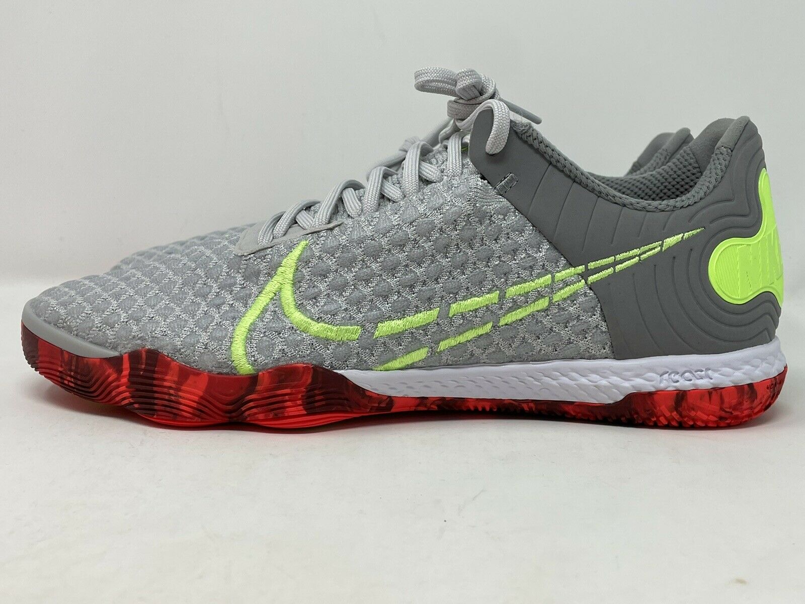 Nike React Gato IC Indoor Soccer Shoes Grey CT0550 006 Men’s Size 8
