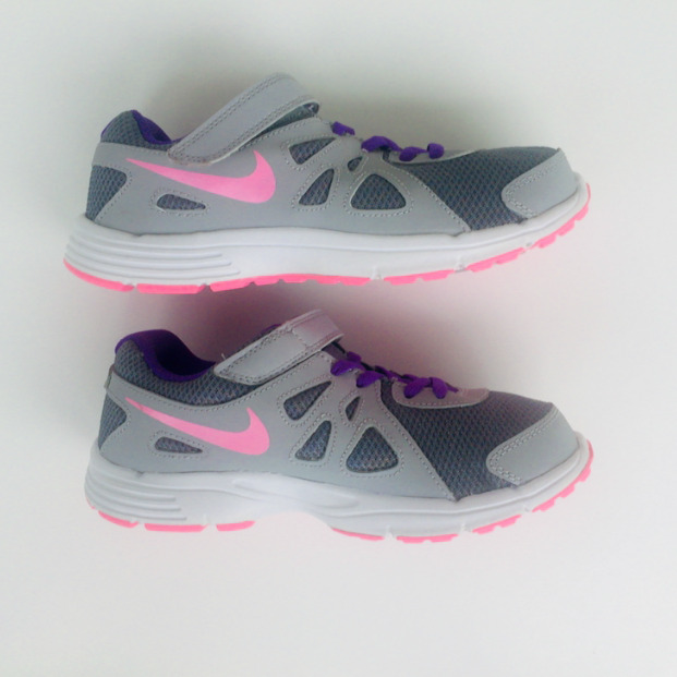 NIKE Revolution 2 Girls Size 3 Gray Pink Purple Running Shoes Sneakers NEW