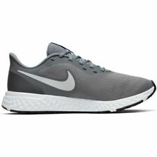 Nike REVOLUTION 5 Mens Grey White BQ6714-002 EXTRA WIDE 4E Sneakers Shoes