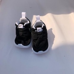 Nike Shoes | Baby Nike Shoes Black And White Basically New | Color: Black/White | Size: 2c