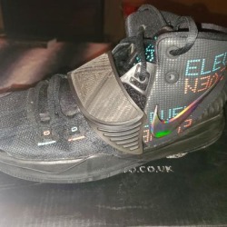 Nike Shoes | Big Kids Kyrie Irving's | Color: Black | Size: 6b