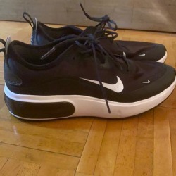 Nike Shoes | Black Nike Sneakers | Color: Black | Size: 9
