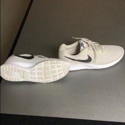 Nike Shoes | Casual Cream Nike Shoes | Color: Tan/White | Size: 11