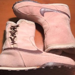 Nike Shoes | Girls Size 2 Youth Nike Boots. | Color: Brown/Pink | Size: 2g