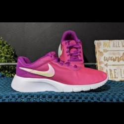 Nike Shoes | Girls Size 5 Nike Pink & Purple Running Shoes | Color: Pink/Purple | Size: 5g