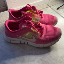 Nike Shoes | Girls Size 5 Running Shoes | Color: Pink/White | Size: 5g