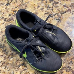 Nike Shoes | Indoor Soccer Shoes | Color: Black | Size: 1.5bb