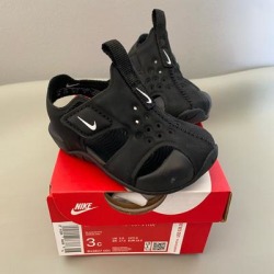 Nike Shoes | Infant Nike Sandals | Color: Black/White | Size: 3bb