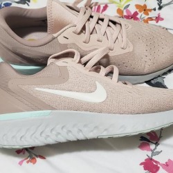 Nike Shoes | Nike For Women | Color: Cream/Gray | Size: 8