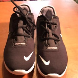 Nike Shoes | Nike Hakata Mens Walking Shoes Size 8 | Color: Black/White | Size: 8