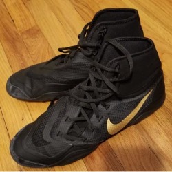 Nike Shoes | Wrestling Shoes Nike Hypersweeps | Color: Black/Gold | Size: 13