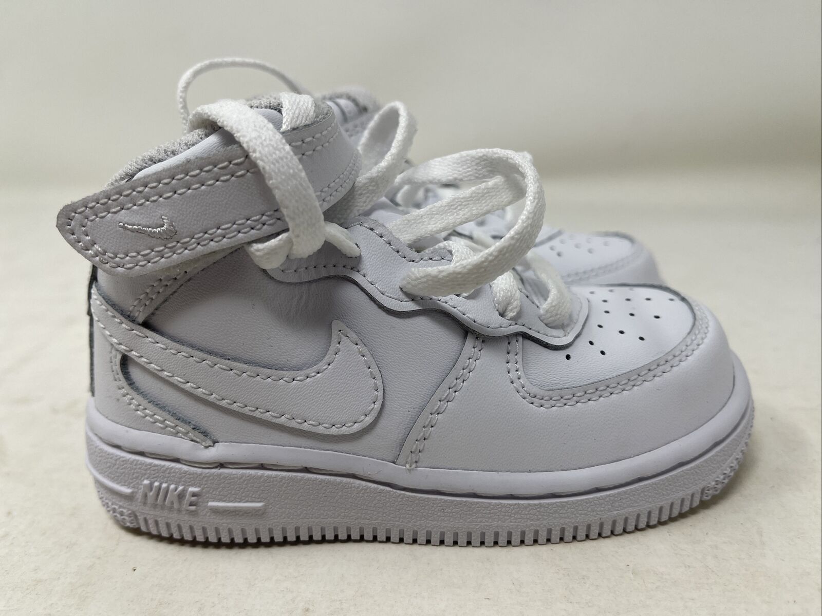 Nike Unisex Toddler Air Force One Mid (TD)Shoes White 314197-113 Shoes Size 7C
