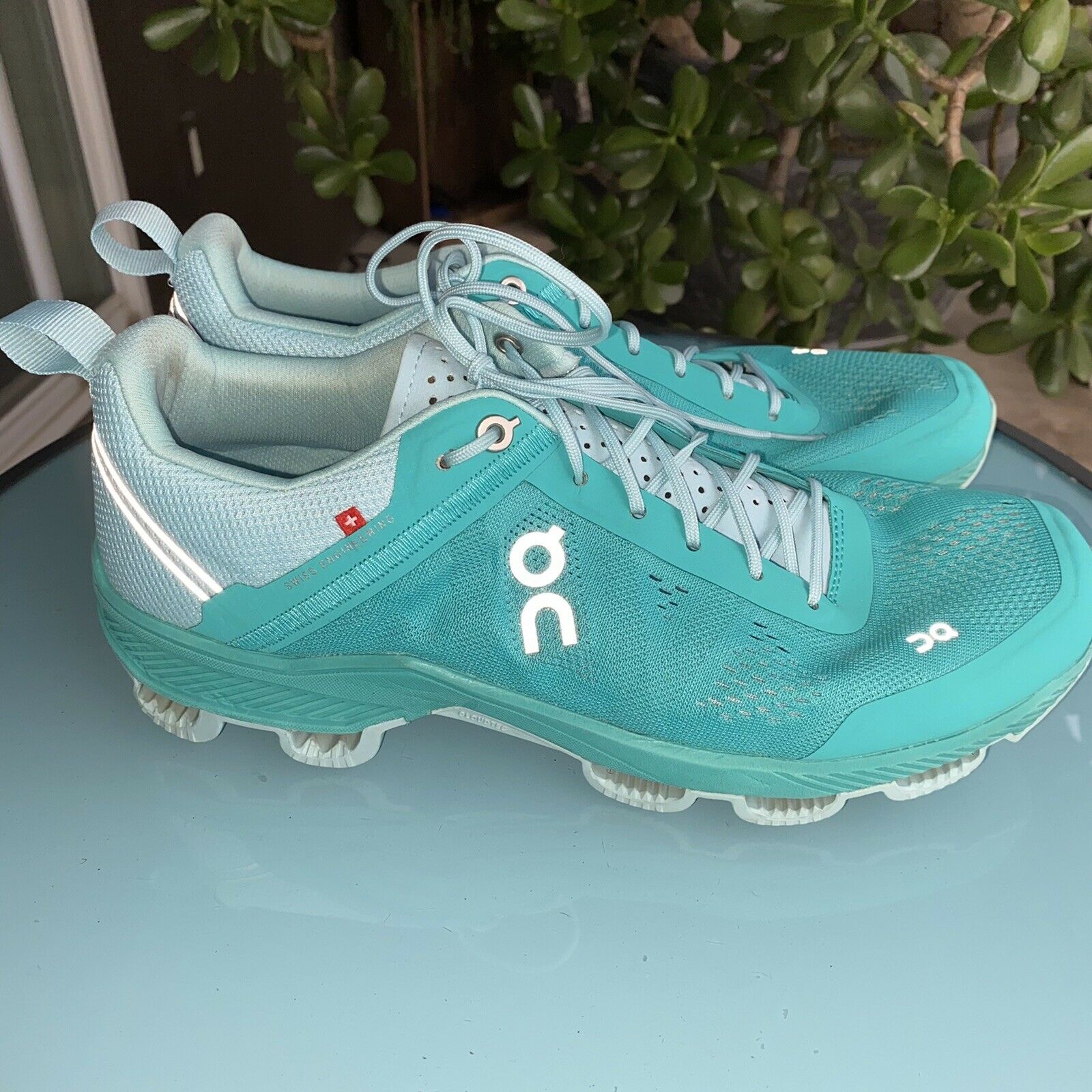 On Cloud Women's Size W10 Running Shoes Turquoise Teal Blue Swiss Engineering