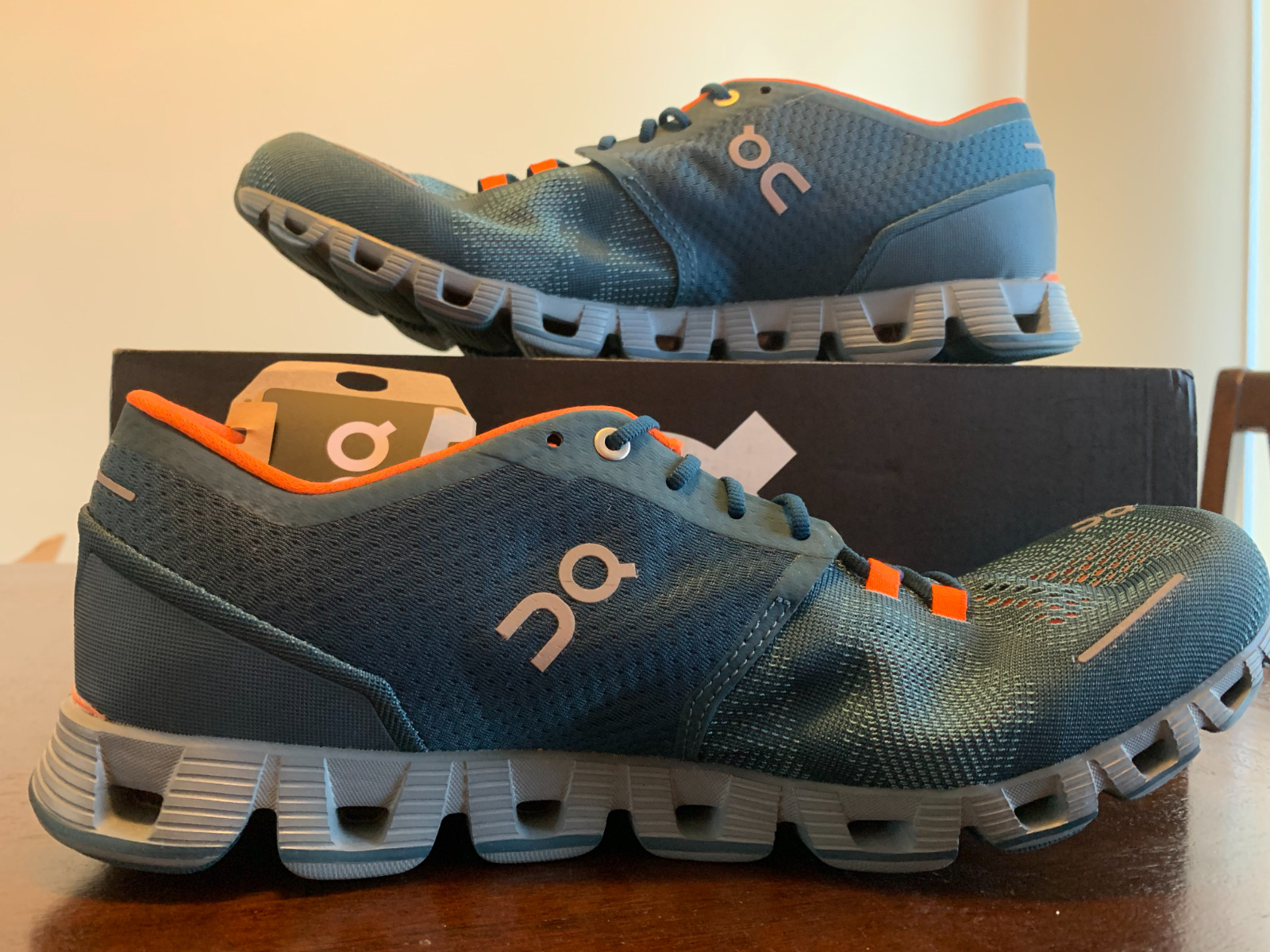 On CloudX Running Walking Shoes Men's Size 11.5 Storm/Flash Color