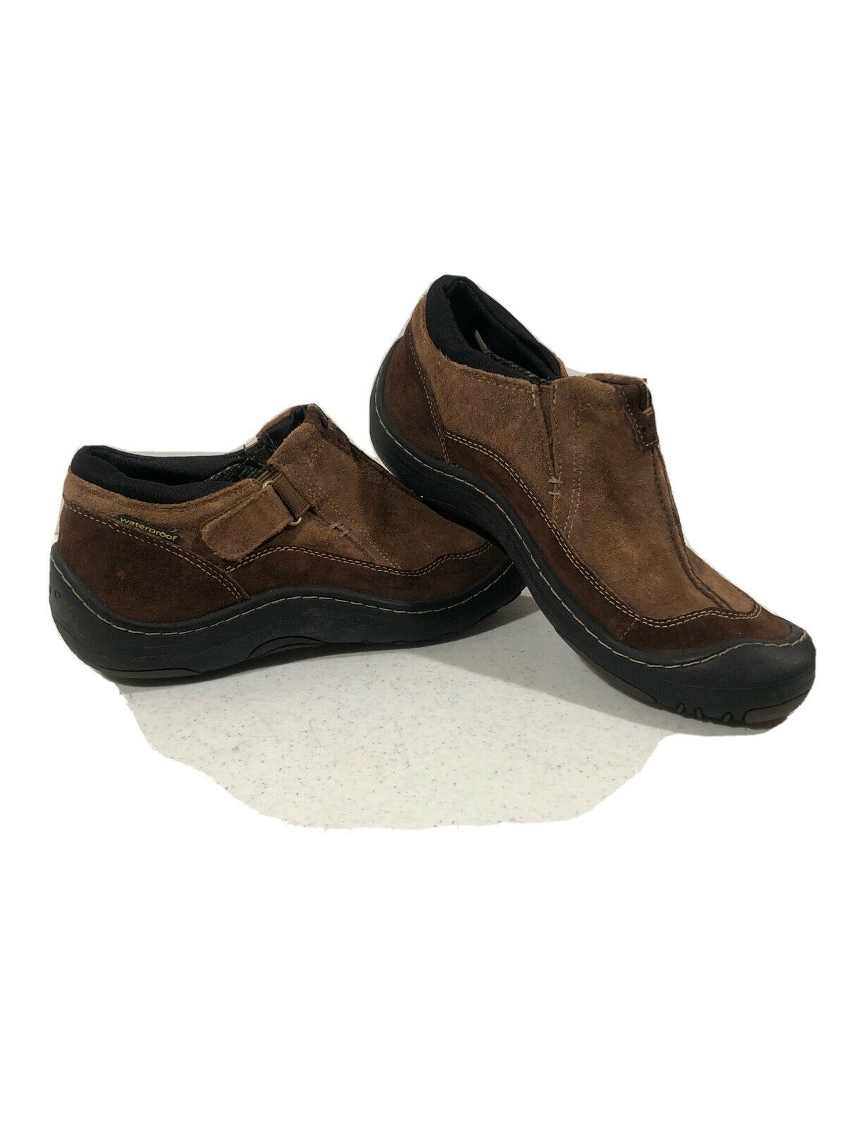 Prevo women’s by Clark size 7.5 waterproof brown two-tone suede casual shoes