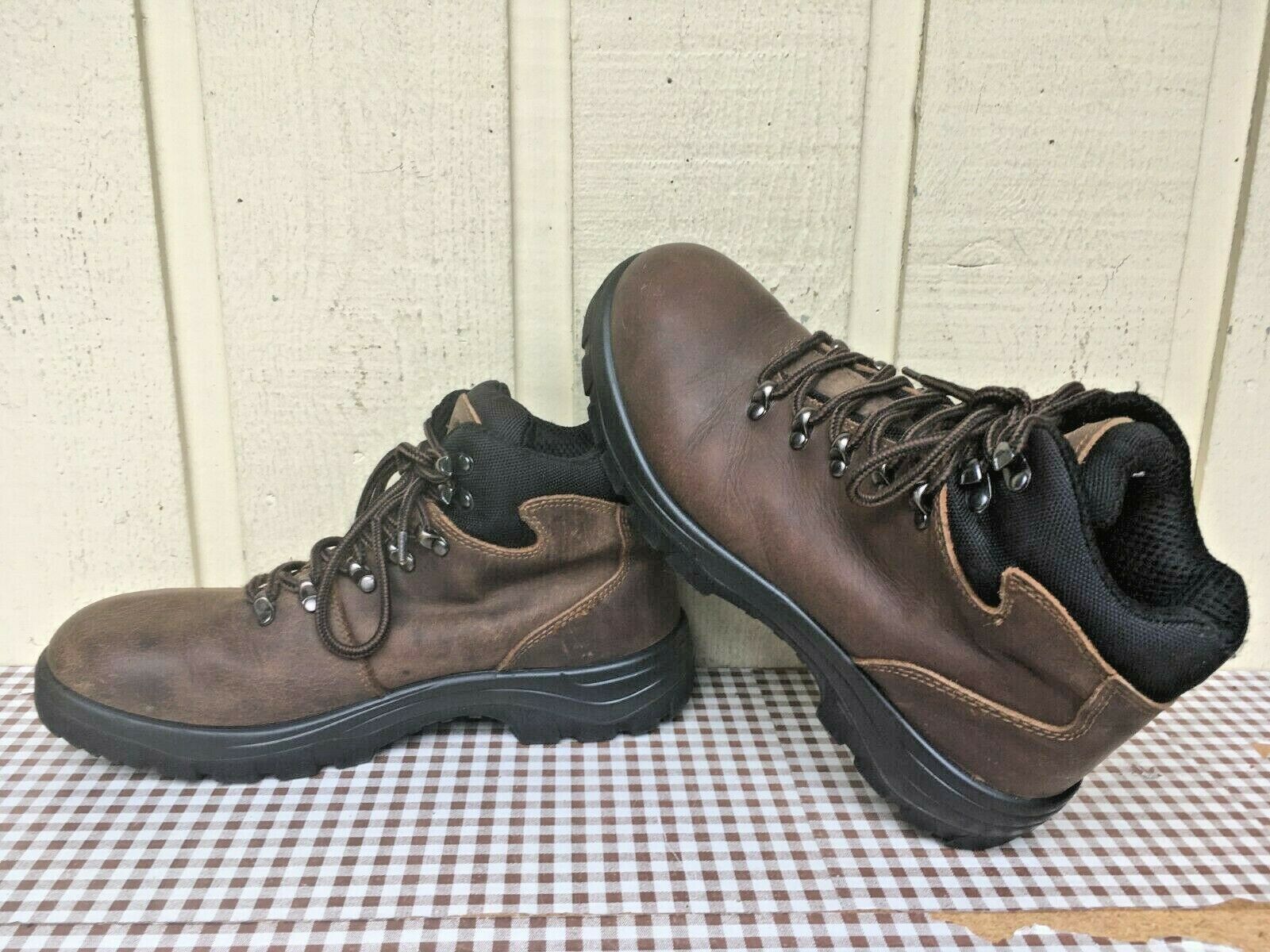 Prospector Georgian 75014 Men's Leather Hiking Boots Size 10 Wide (EE). Brown