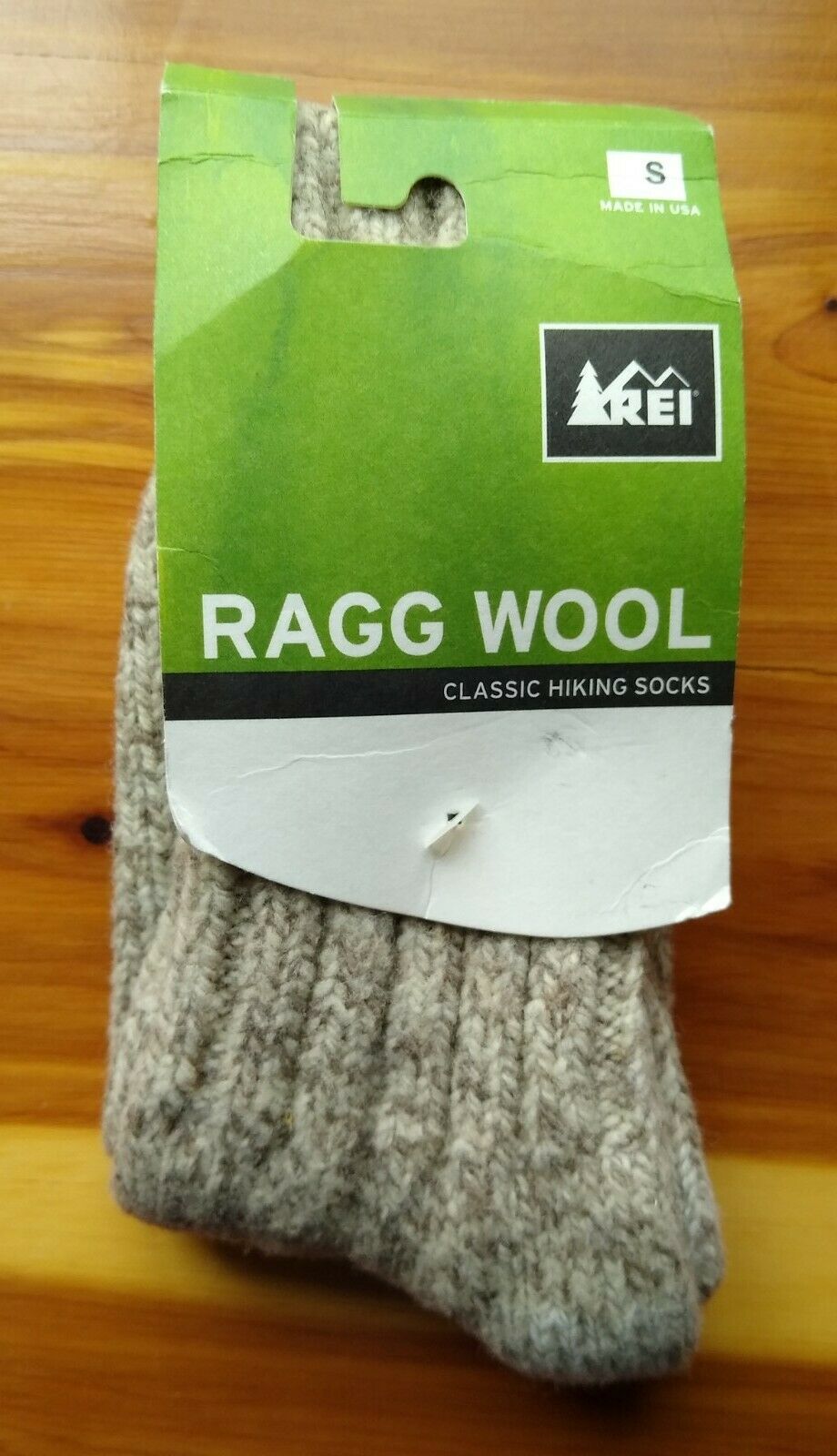 REI Beige Ragg Wool Classic Hiking Socks Size S Women's Shoe 4-6
