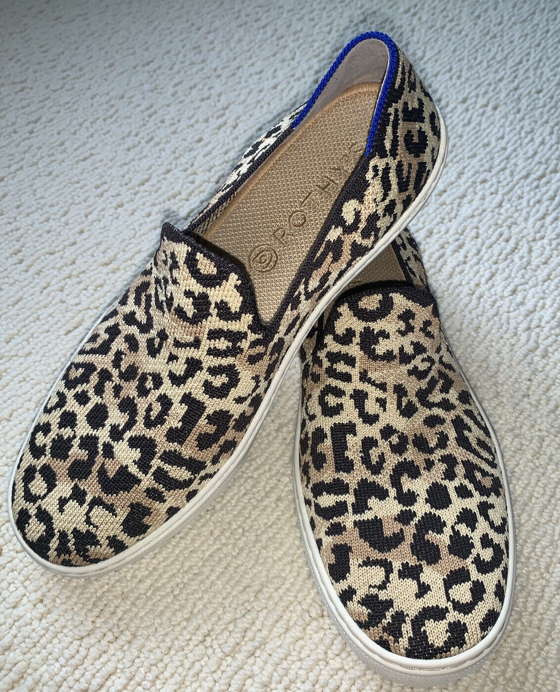 Rothys Womens Camo Cat Sneakers Shoes 8 Low Top Leopard Cheetah Slip-Ons EUC